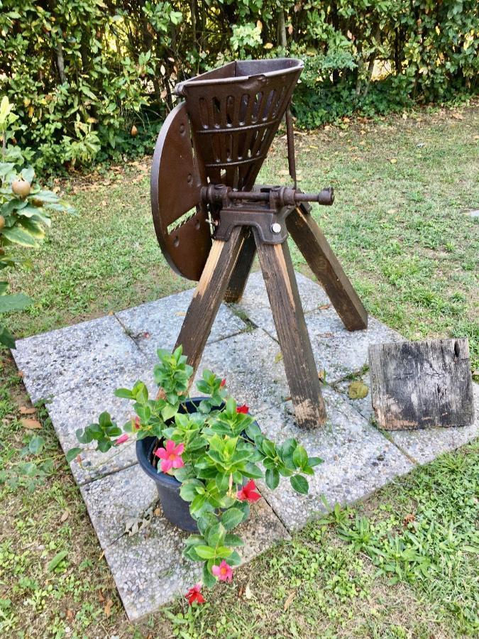 Societa Agricola Le More Agriturismo La Dondina บูดริโอ ภายนอก รูปภาพ