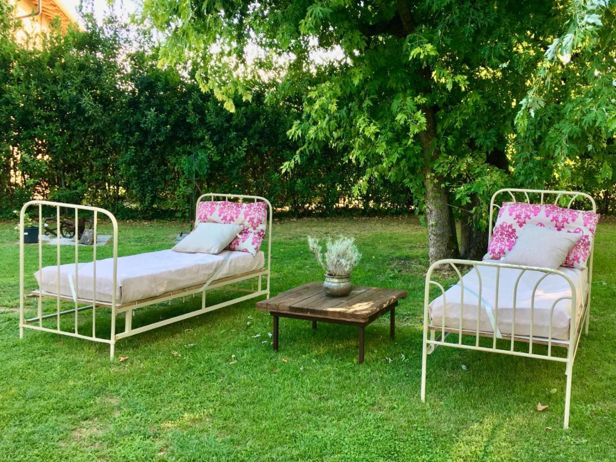 Societa Agricola Le More Agriturismo La Dondina บูดริโอ ภายนอก รูปภาพ