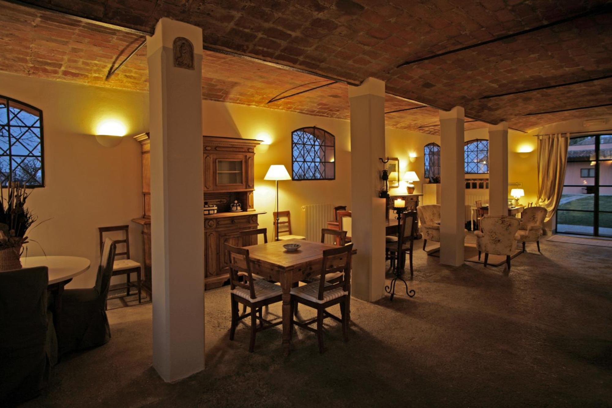 Societa Agricola Le More Agriturismo La Dondina บูดริโอ ภายนอก รูปภาพ